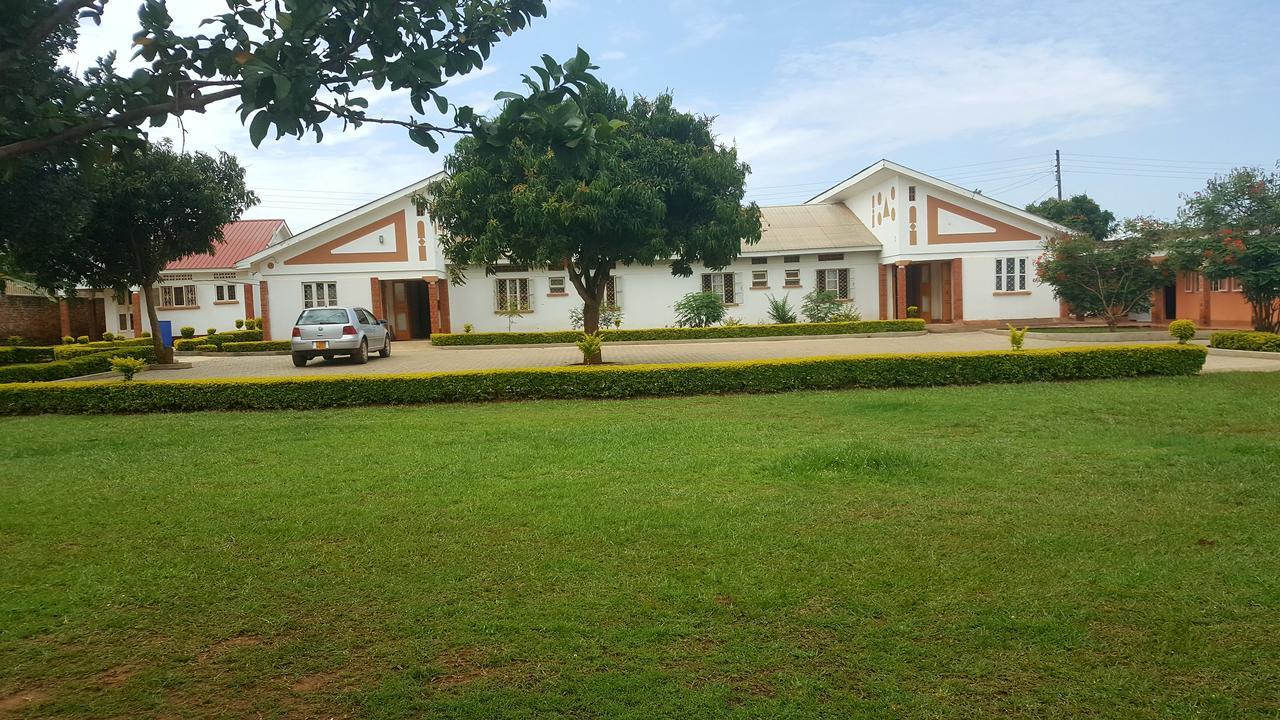 Lucia Villas Mbale Exterior foto