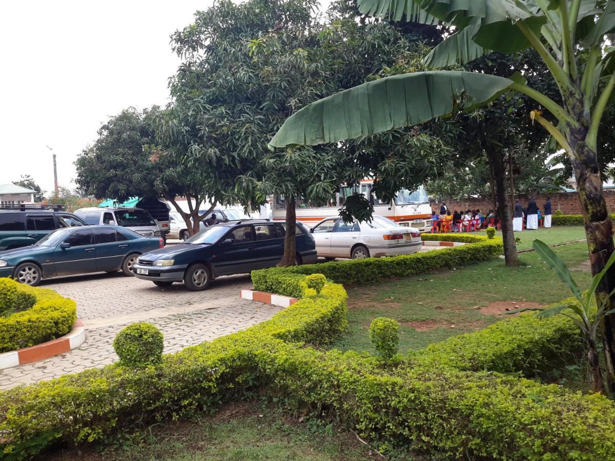 Lucia Villas Mbale Exterior foto